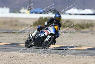 media/Oct-05-2025-CVMA (Sun) [[beeef4f201]]/Race 5-Amateur Supersport Open (Holeshot)/